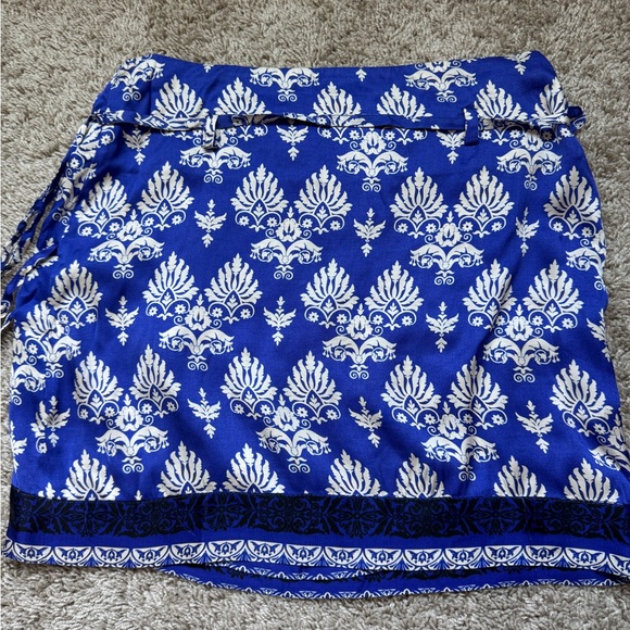 Zara Blue and White Asymmetrical Skirt - Picture 6 of 8